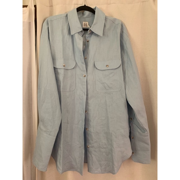 Helsa Linen Button Down Shirt in Chambray Blue - Picture 4 of 5